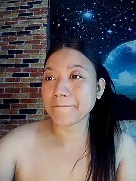 Urchanel online show from 04/11/26, 08:07