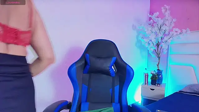 moxa hot online show from 04/10/26, 03:28