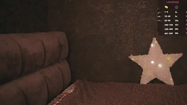 LinoAdaro online show from 04/24/26, 04:26