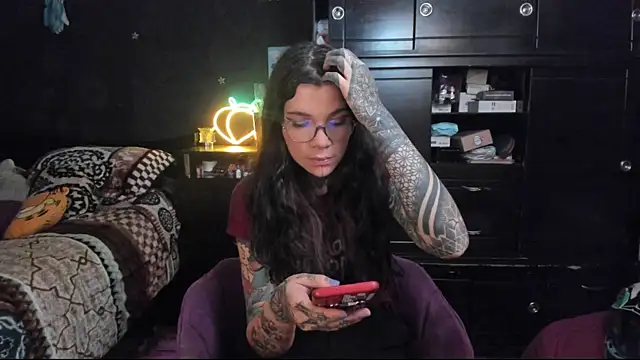 Snapshot of Lilmarieee chatting on 01/22/25, 09:54 Lilmarieee online show from 01/22/25, 09:54