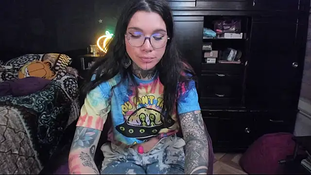 Snapshot of Lilmarieee chatting on 01/31/25, 12:50 Lilmarieee online show from 01/31/25, 12:50