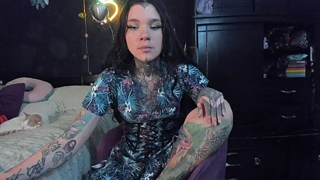 Snapshot of Lilmarieee chatting on 11/13/25, 08:52 Lilmarieee online show from 11/13/25, 08:52