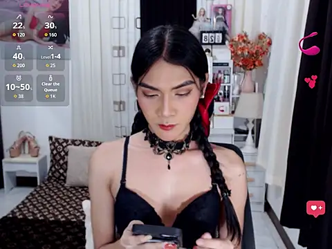 LAVIDALENATS online show from 12/14/25, 08:41