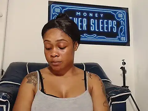 alexiaao9 online show from 04/21/26, 02:26