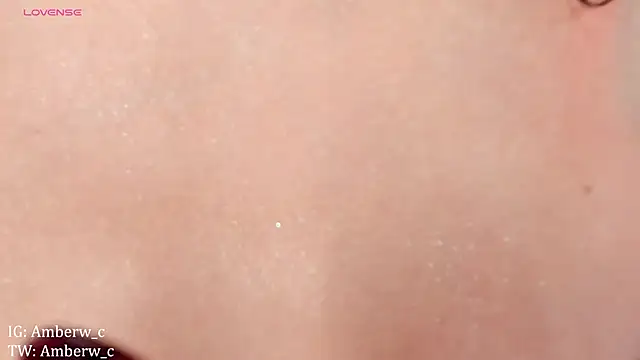 Snapshot of Ambeerouse chatting on 01/08/25, 02:35 Ambeerouse online show from 01/08/25, 02:35