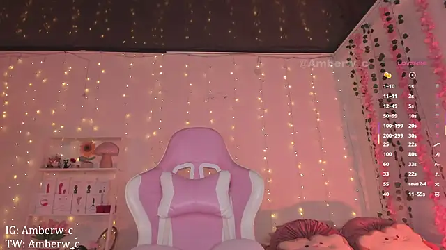 Snapshot of Ambeerouse chatting on 09/27/25, 12:15 Ambeerouse online show from 09/27/25, 12:15