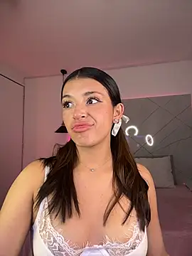 Snapshot of AMMY-CAMM chatting on 11/10/25, 06:12 AMMY-CAMM online show from 11/10/25, 06:12