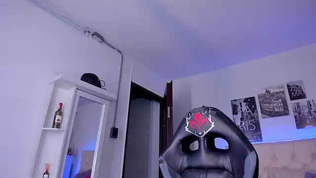 Amaia Daniells online show from 01/20/25, 03:37