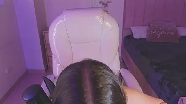 Amaia Daniells online show from 09/24/25, 03:43