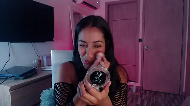 Brown skin11 online show from 11/01/25, 10:12