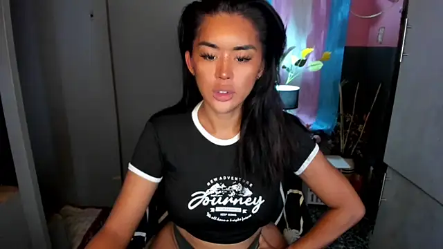 QuiinMollyXxX online show from 04/26/26, 01:58