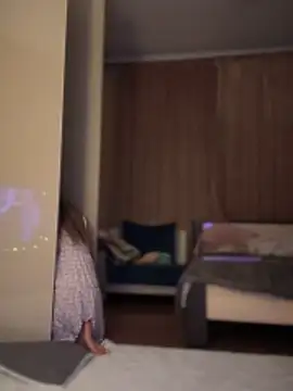 YOUR-KARINA online show from 11/21/25, 05:33