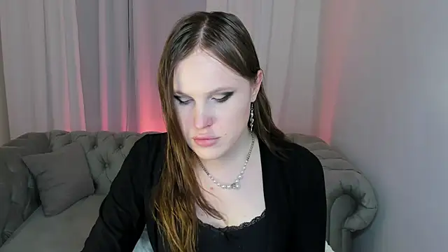 EffieMinki online show from 07/16/26, 08:59