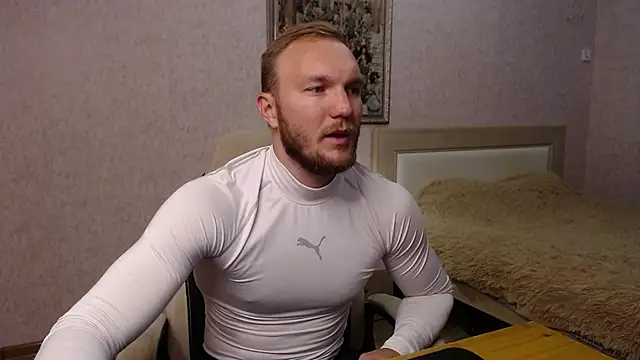 Toress1 online show from 09/30/25, 02:44