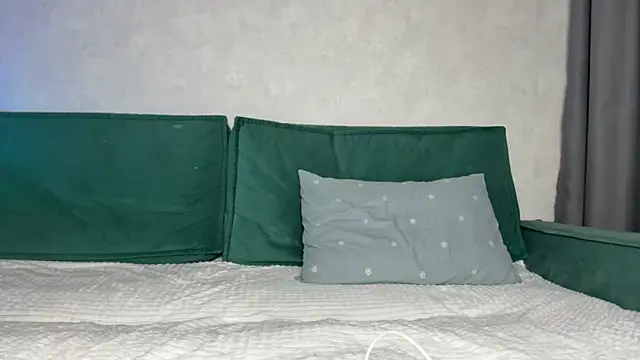 Kira Quinn online show from 07/22/26, 10:40
