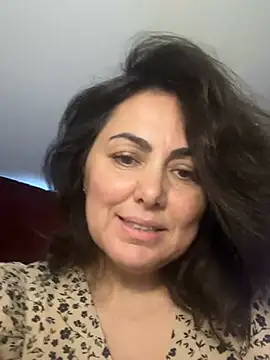 Snapshot of Emma_roqueen chatting on 06/27/26, 11:04 Emma roqueen online show from 06/27/26, 11:04