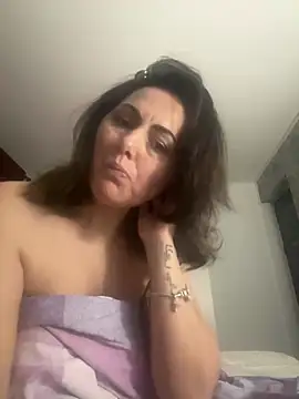 Snapshot of Emma_roqueen chatting on 07/12/26, 10:56 Emma roqueen online show from 07/12/26, 10:56