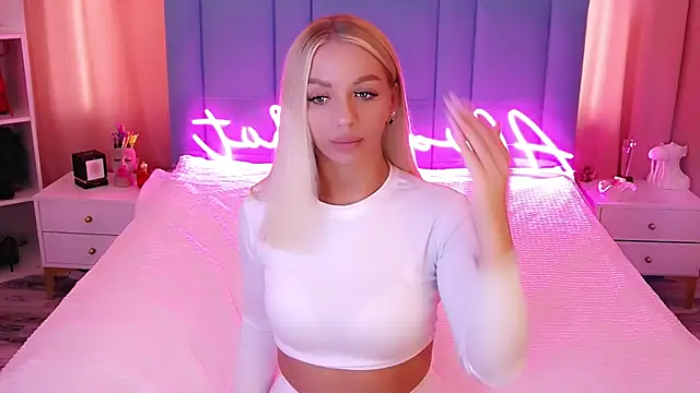 AllwaysHotJ online show from 01/31/25, 05:40