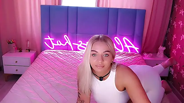 AllwaysHotJ online show from 04/09/26, 02:11