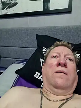 tomtom111111 online show from 12/29/24, 12:34