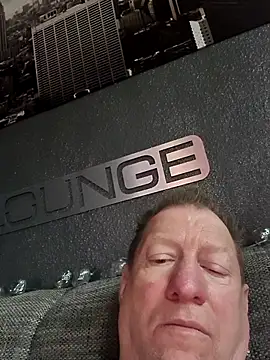 tomtom111111 online show from 03/14/25, 02:08