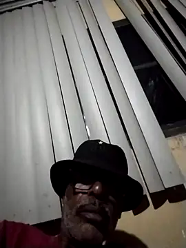 Thadew online show from 04/30/26, 03:24