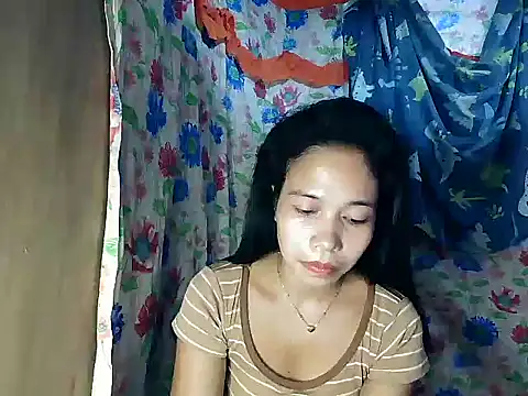 Snapshot of PinaySkinnyGirl chatting on 02/16/26, 09:38 PinaySkinnyGirl online show from 02/16/26, 09:38