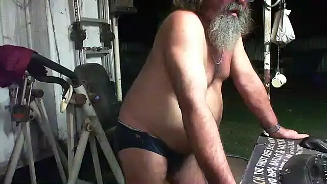 herbie010666 online show from 01/20/25, 11:24