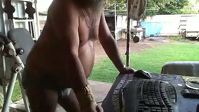 herbie010666 online show from 02/08/25, 08:42