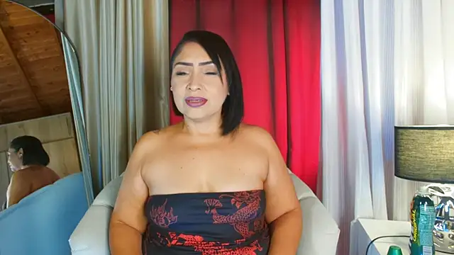 Snapshot of Madissononee chatting on 09/20/25, 02:12 Madissononee online show from 09/20/25, 02:12