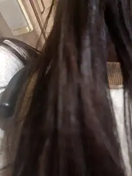 Snapshot of khloebanques chatting on 02/19/26, 02:13 khloebanques online show from 02/19/26, 02:13