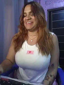 Snapshot of SexyFriends_ chatting on 05/27/26, 02:41 SexyFriends online show from 05/27/26, 02:41