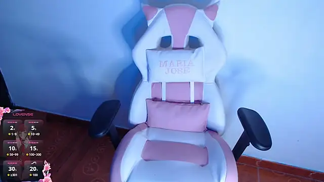 Snapshot of kim_perri chatting on 12/18/25, 07:14 kim perri online show from 12/18/25, 07:14