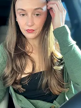 lunagirl13 online show from 11/13/25, 06:18