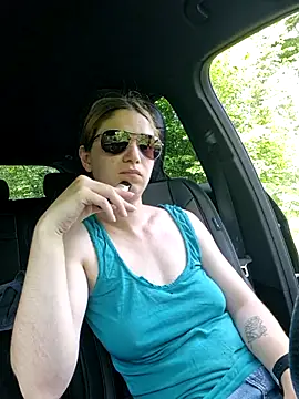 Snapshot of Geile-Luna chatting on 05/24/26, 01:16 Geile-Luna online show from 05/24/26, 01:16