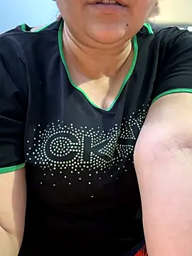 Preet Kaur 69 online show from 10/23/25, 12:04