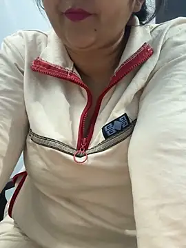 Preet Kaur 69 online show from 11/18/25, 04:55