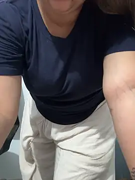 Preet Kaur 69 online show from 07/08/26, 06:01