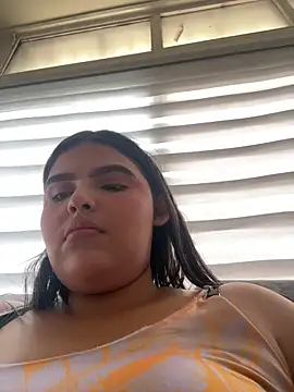 Snapshot of Lia_sexx chatting on 02/26/25, 05:28 Lia sexx online show from 02/26/25, 05:28