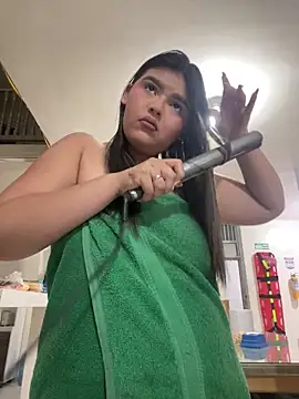 Snapshot of Lia_sexx chatting on 03/04/25, 10:46 Lia sexx online show from 03/04/25, 10:46