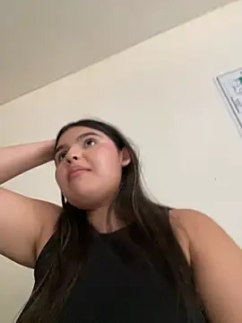 Snapshot of Lia_sexx chatting on 03/05/25, 09:04 Lia sexx online show from 03/05/25, 09:04