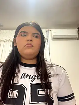 Snapshot of Lia_sexx chatting on 10/13/25, 07:03 Lia sexx online show from 10/13/25, 07:03