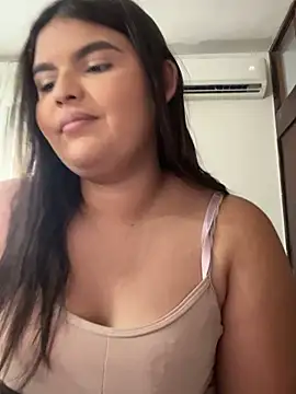 Snapshot of Lia_sexx chatting on 10/20/25, 07:14 Lia sexx online show from 10/20/25, 07:14