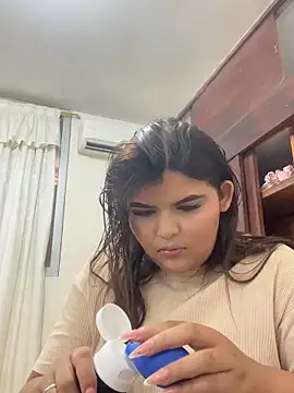 Snapshot of Lia_sexx chatting on 10/28/25, 07:16 Lia sexx online show from 10/28/25, 07:16