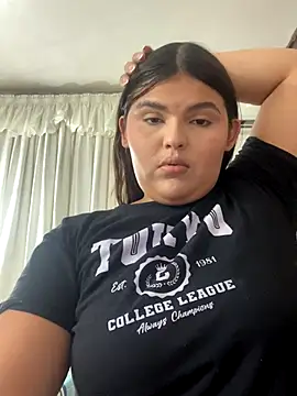 Snapshot of Lia_sexx chatting on 11/13/25, 07:02 Lia sexx online show from 11/13/25, 07:02