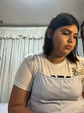 Lia sexx online show from 04/21/26, 12:00