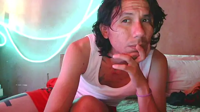 Latinopervs online show from 06/08/26, 05:13
