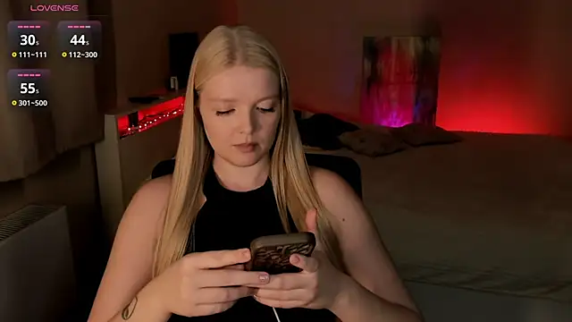 Snapshot of Ssweet_annie chatting on 04/26/26, 05:21 Ssweet annie online show from 04/26/26, 05:21