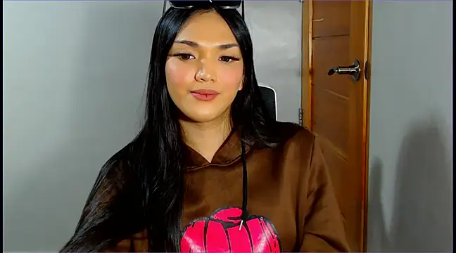 WONDERWOMAN2023 online show from 03/20/25, 07:46