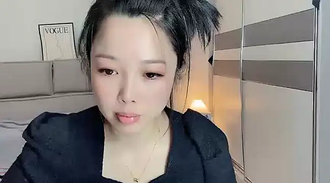 kk lele online show from 12/24/24, 04:44